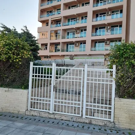 Apolonia Cata Si Miha Eforie Nord